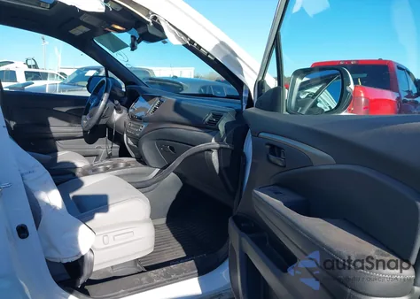 2022 Honda Passport 2Wd Ex-L z USA, uszkodzony, nr VIN 5FNYF7H55NB000756